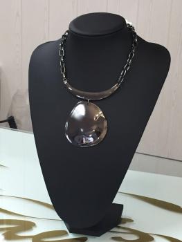 Preview: Halskette in gold oder schwarz Preview: Halskette in gold oder schwarz